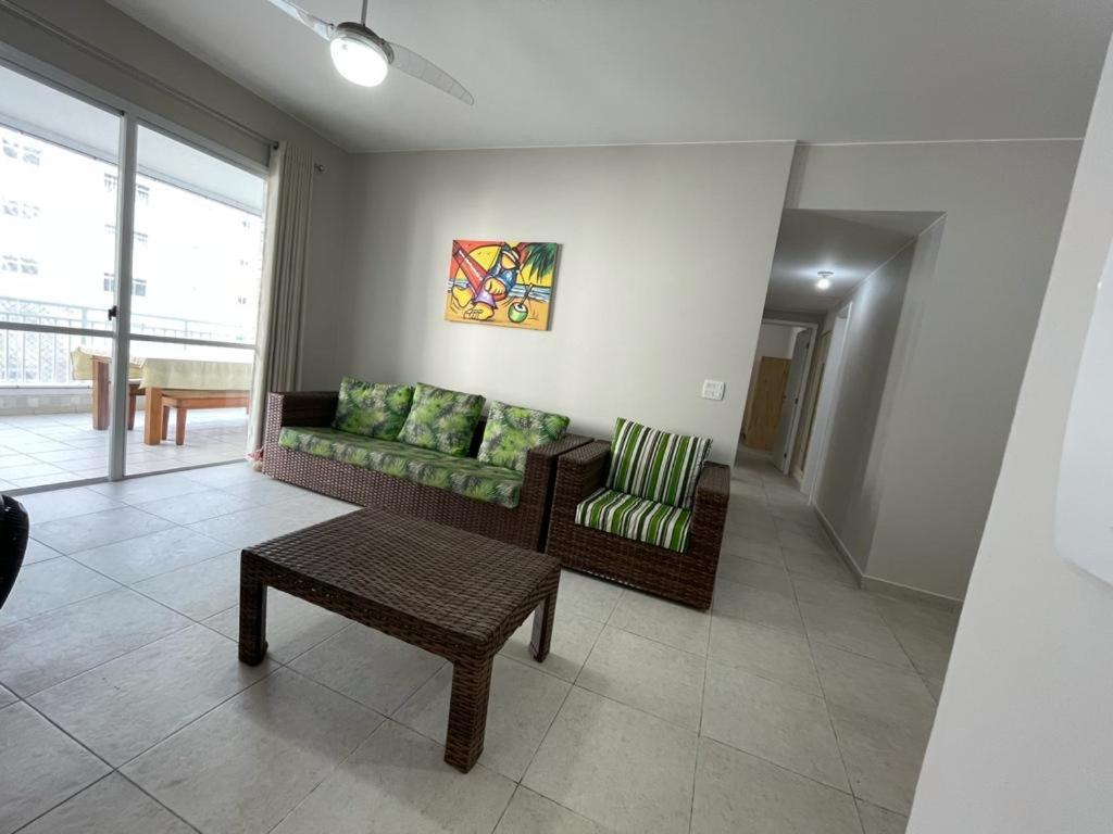 Lindo Apartamento A 50 Metros Da Praia Guaruja Exterior photo